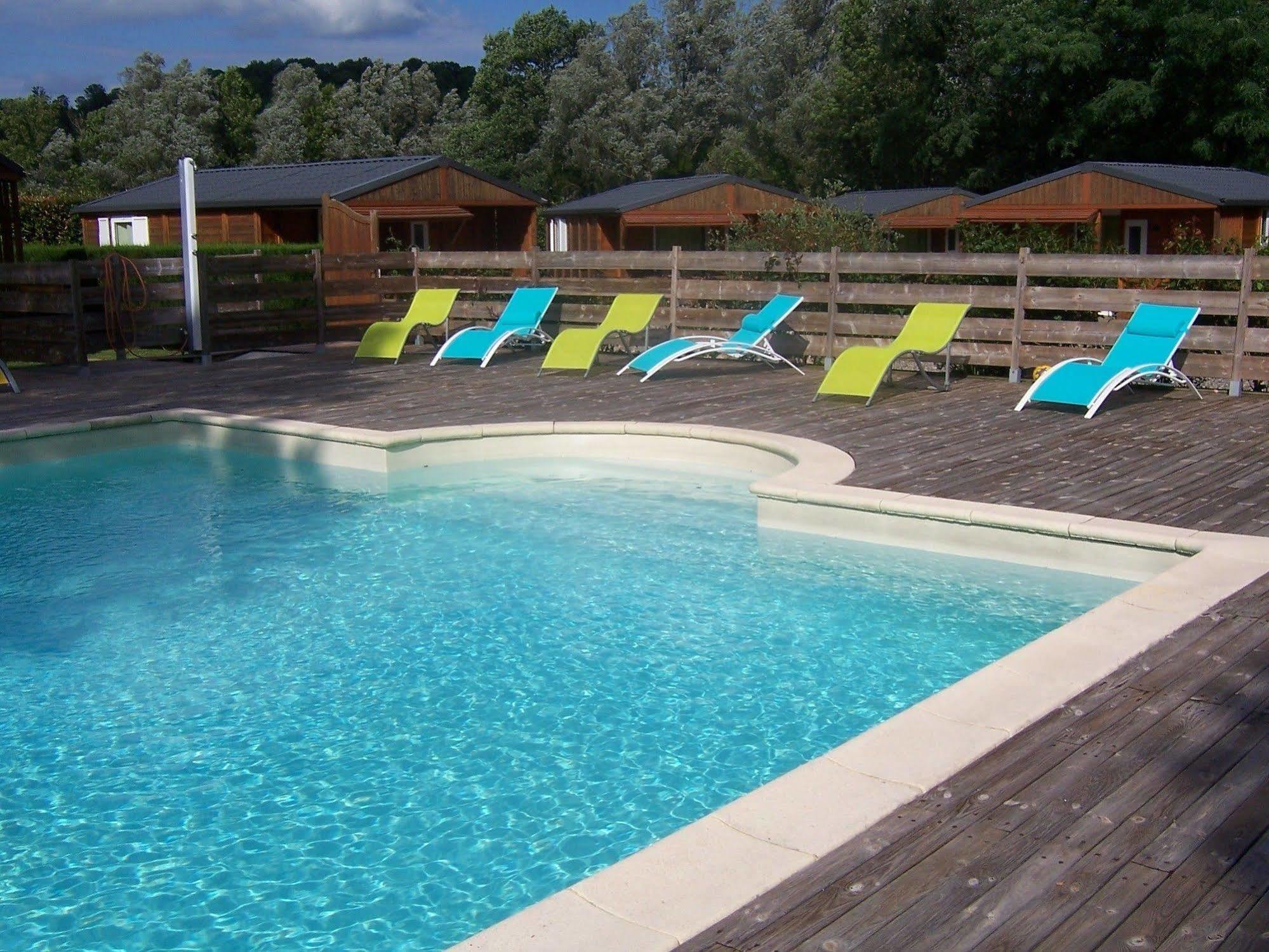 Hotel La Tour Du Loup